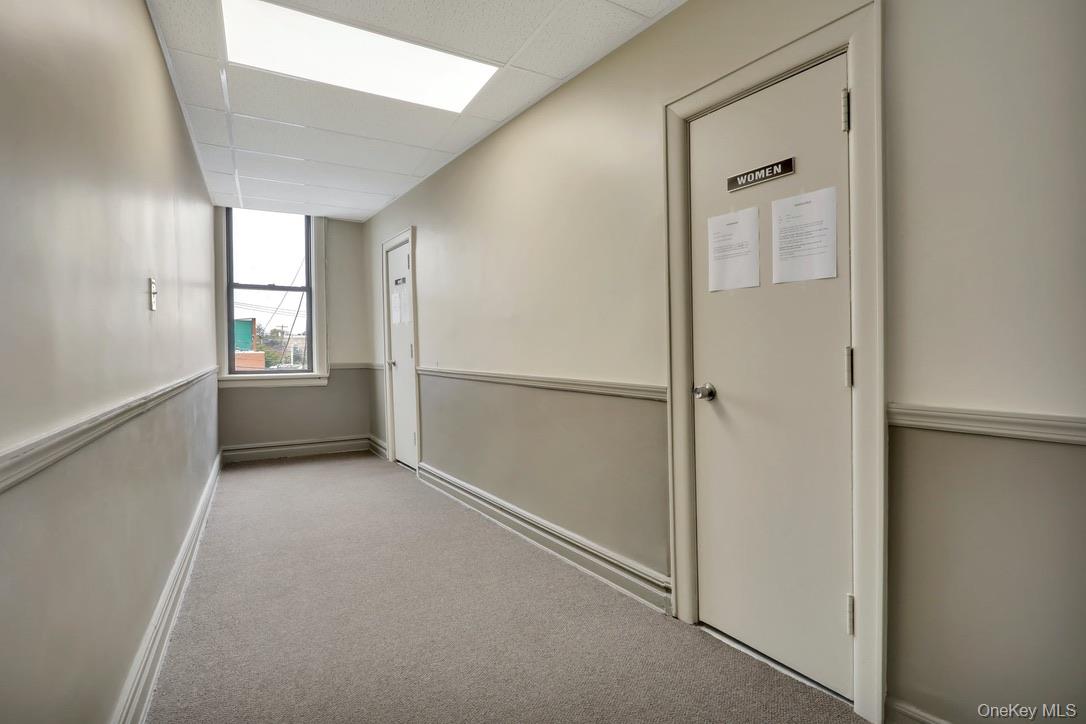 375 Sunrise Highway # 1, Lynbrook, NY 11563