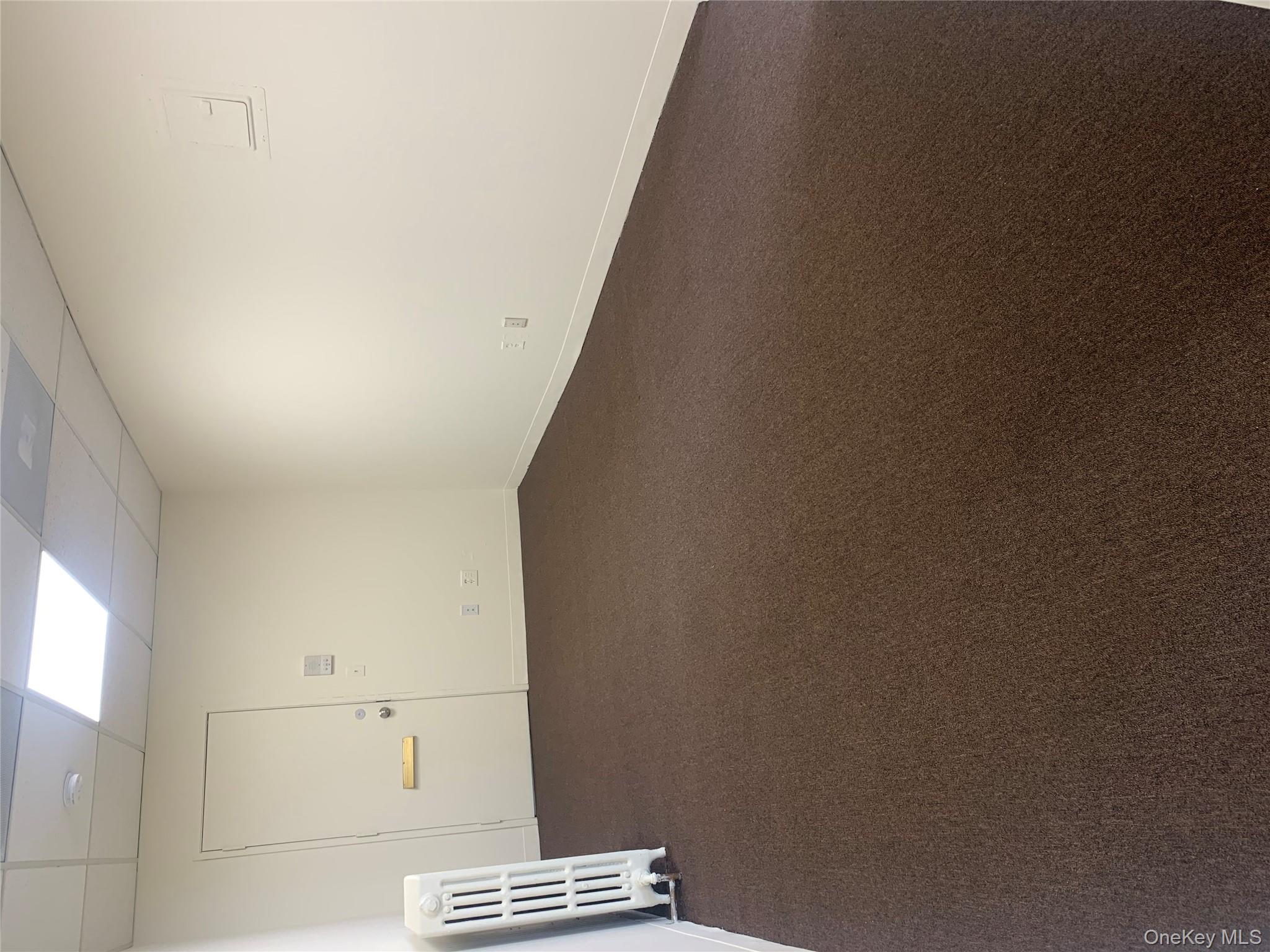 375 Sunrise Highway # 1, Lynbrook, NY 11563