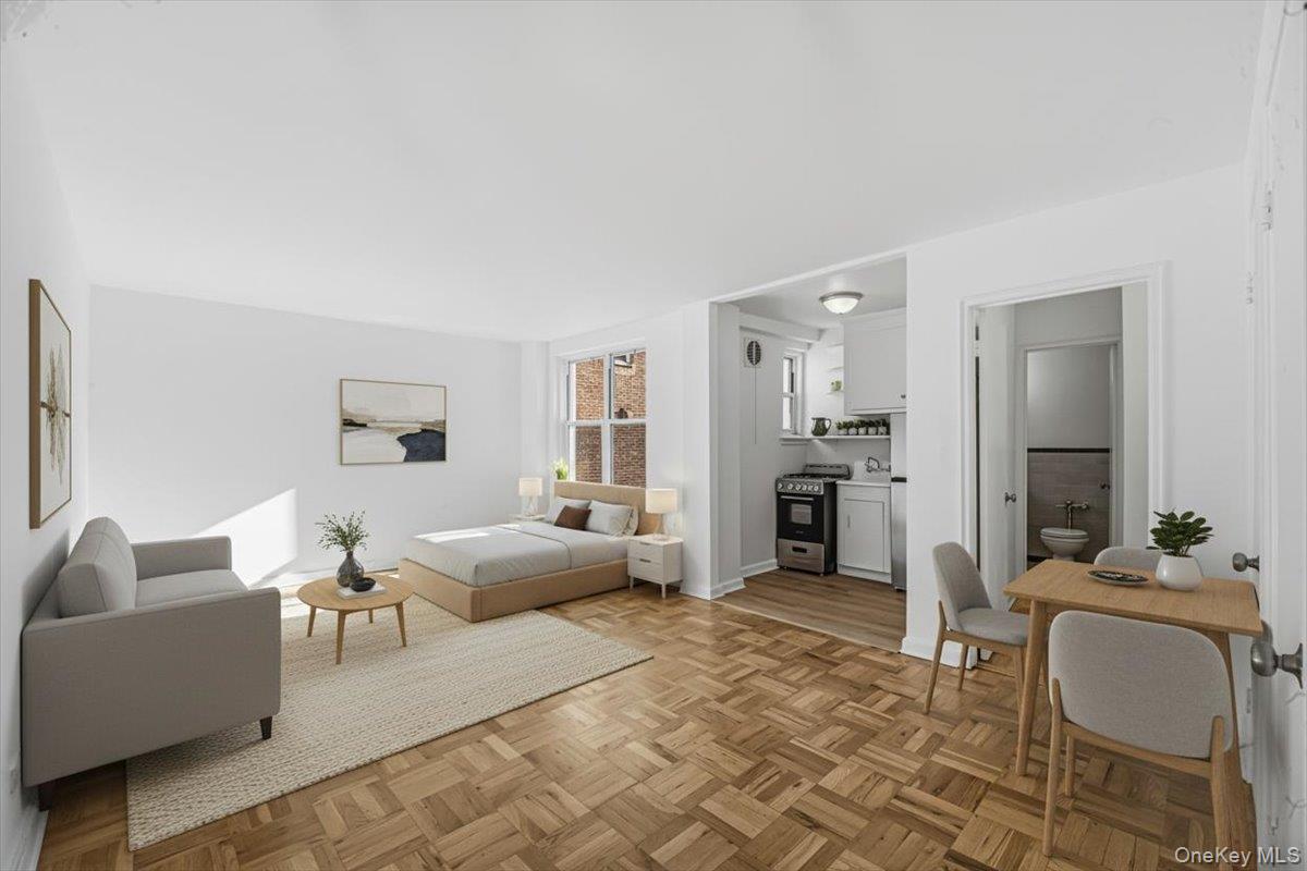 30-11 Parsons Boulevard # 2T, Flushing, NY 11354