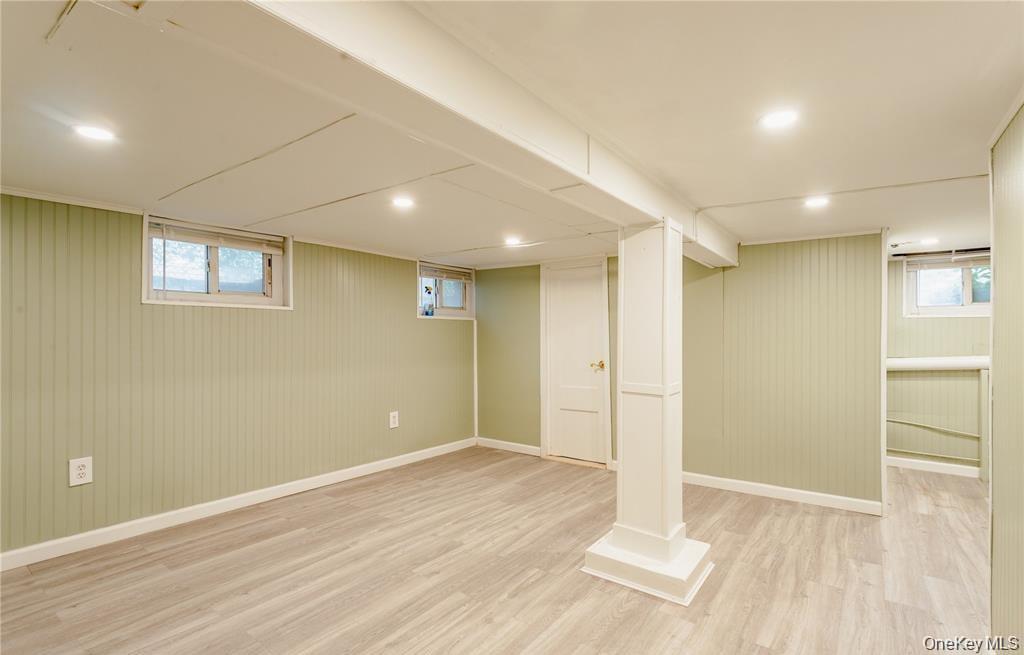 600 1st avenue, New Hyde Park, NY 11040