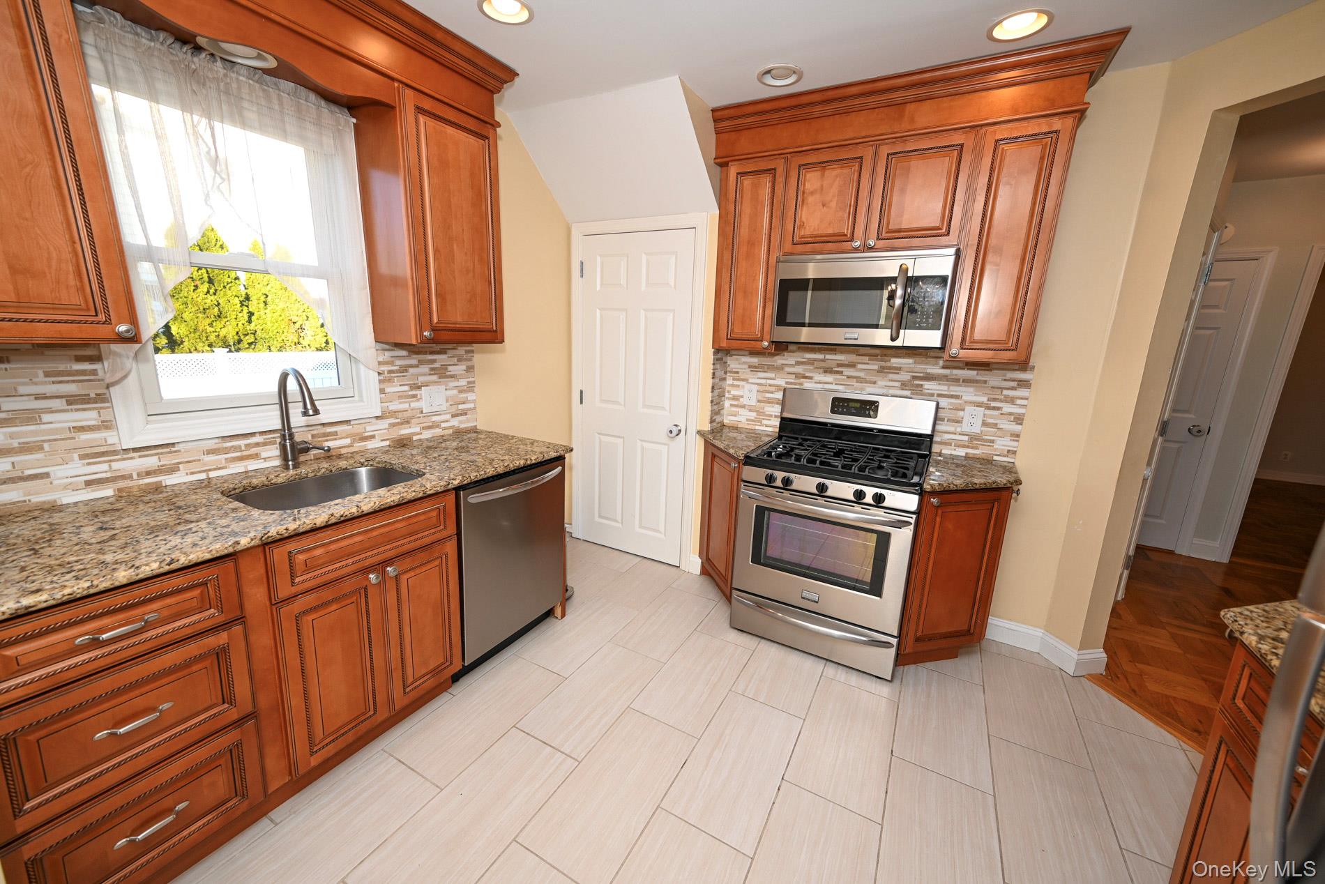 249 Grange Street, Franklin Square, NY 11010