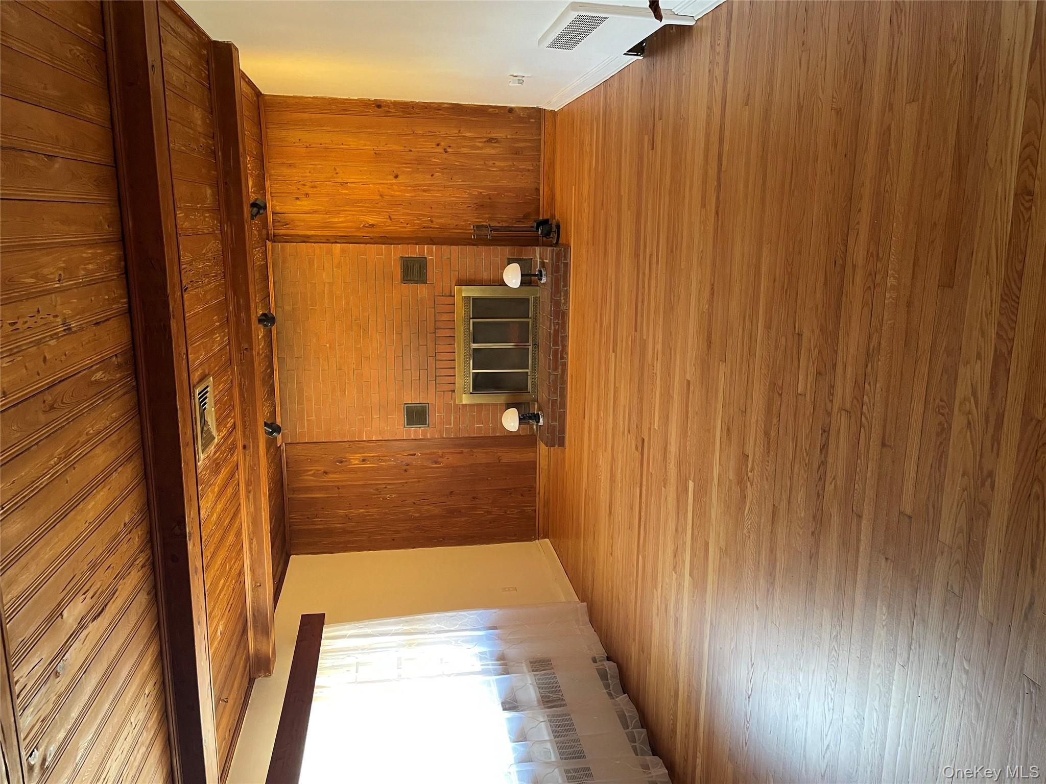 11 Fifth Avenue, Newburgh, NY 12550