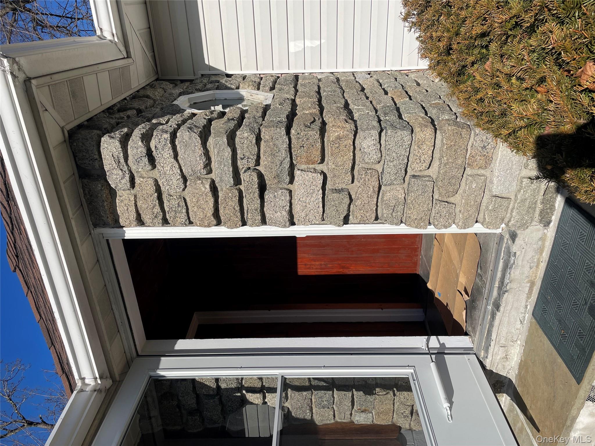 11 Fifth Avenue, Newburgh, NY 12550