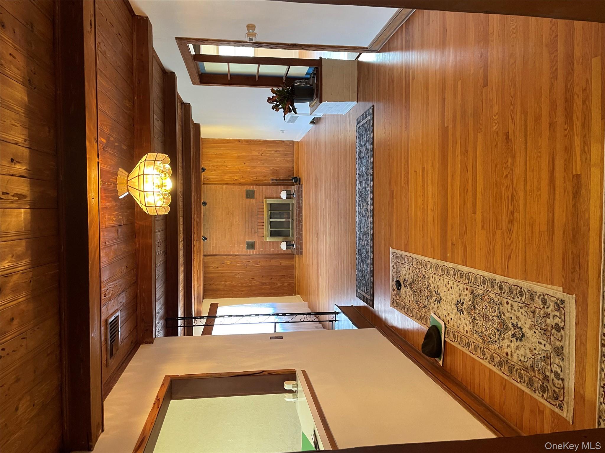 11 Fifth Avenue, Newburgh, NY 12550