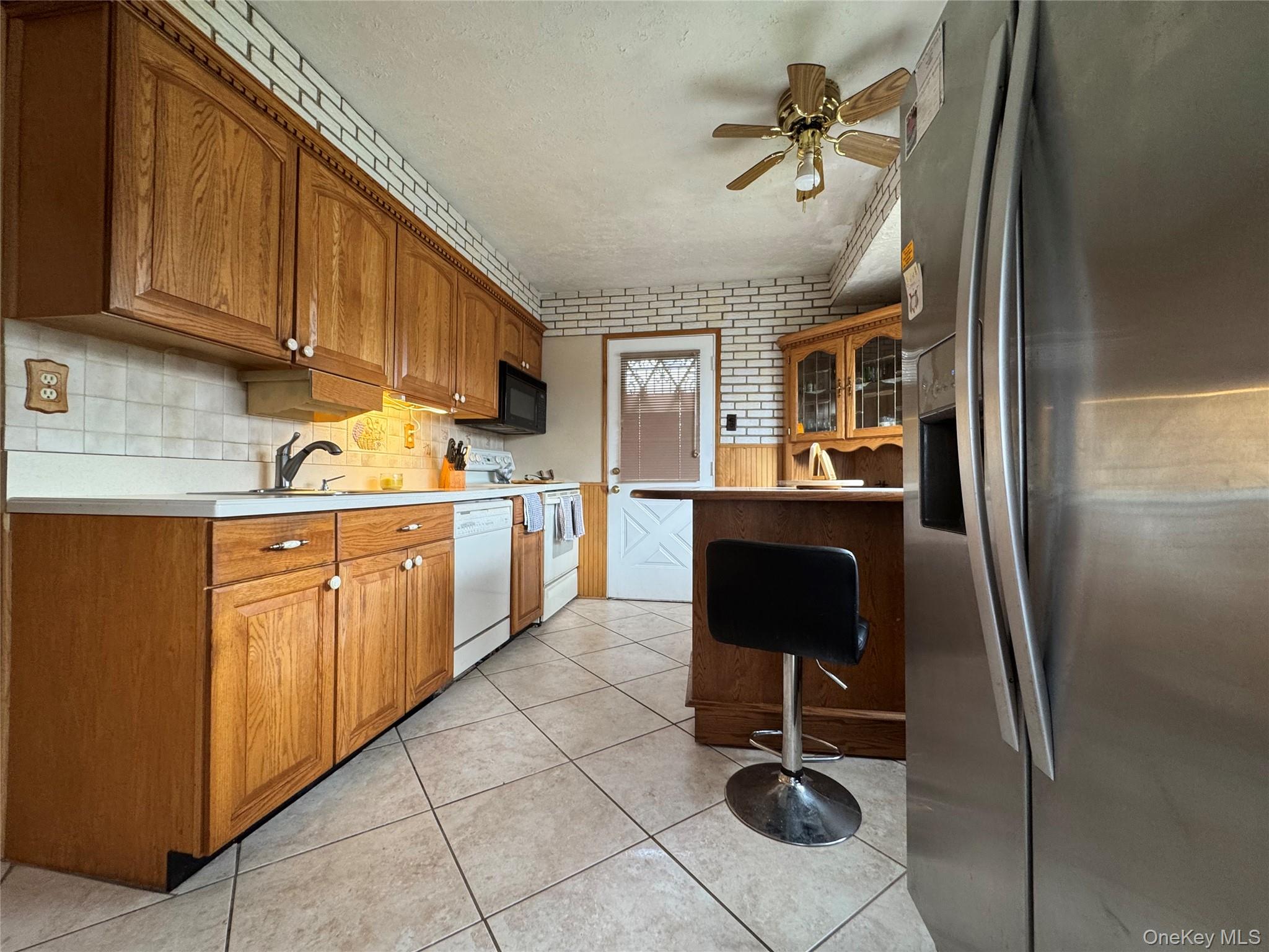 15 Scherer Street, Bethpage, NY 11714