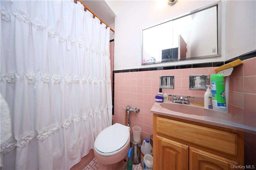 1296 E 54th Street, Brooklyn, NY 11234