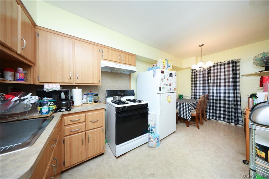 1296 E 54th Street, Brooklyn, NY 11234