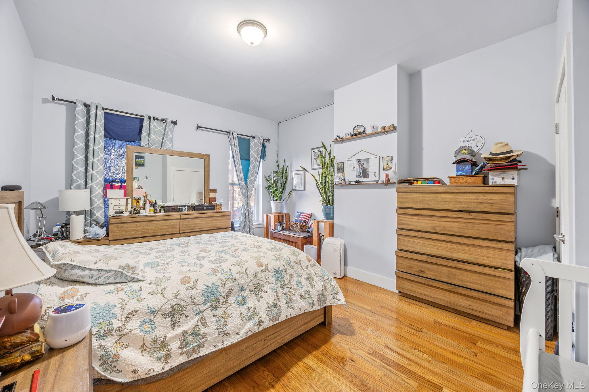 414 Chestnut Street, Brooklyn, NY 11208