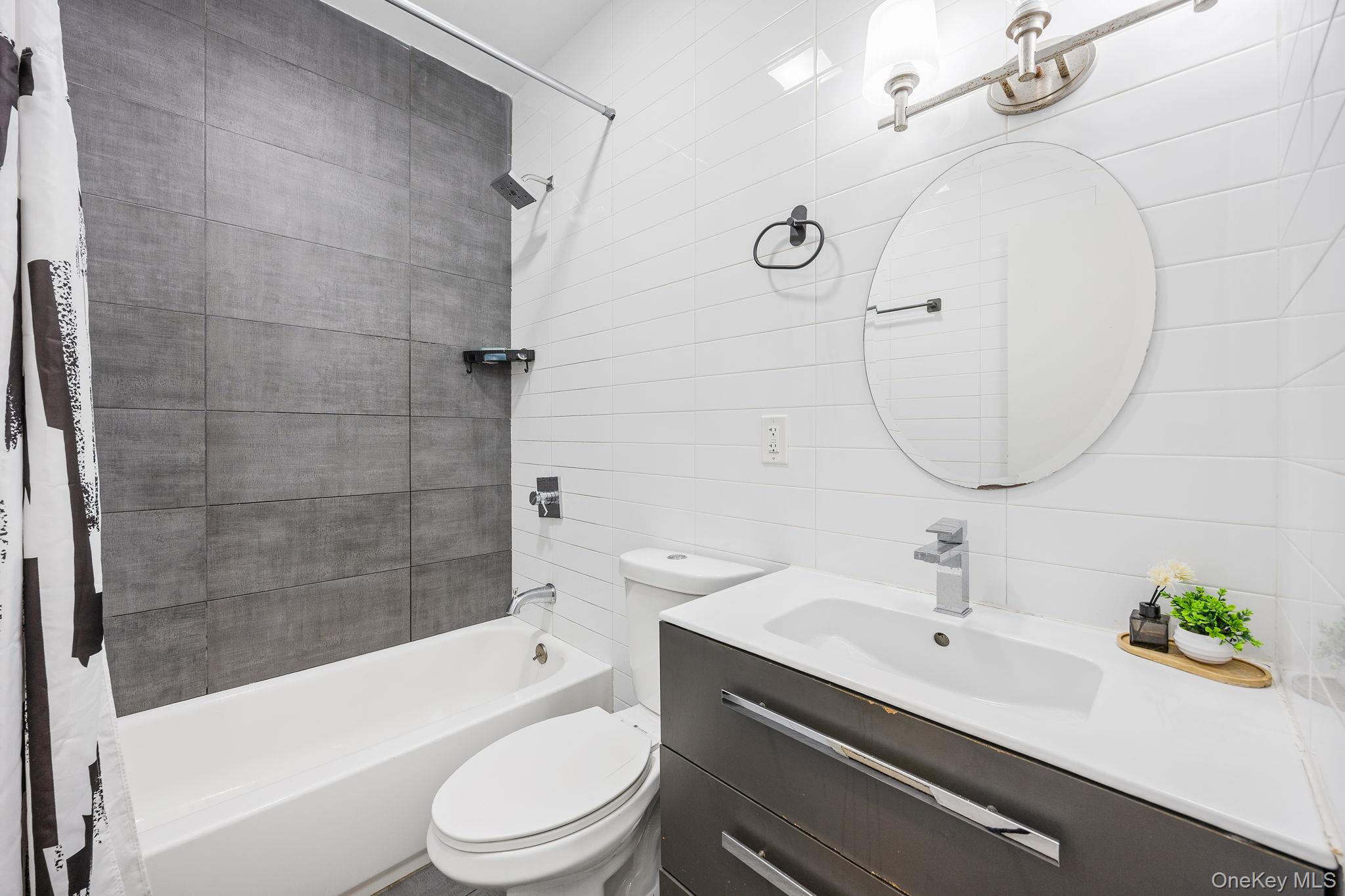 414 Chestnut Street, Brooklyn, NY 11208