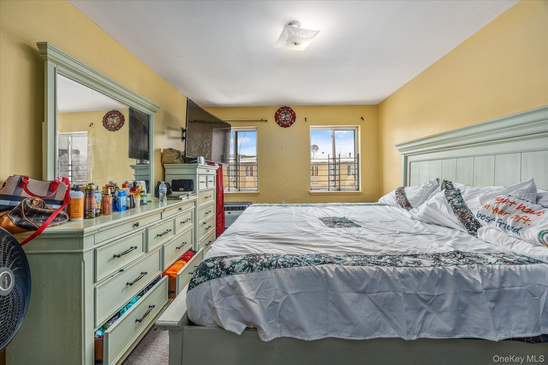 657 E 102nd Street, Brooklyn, NY 11236