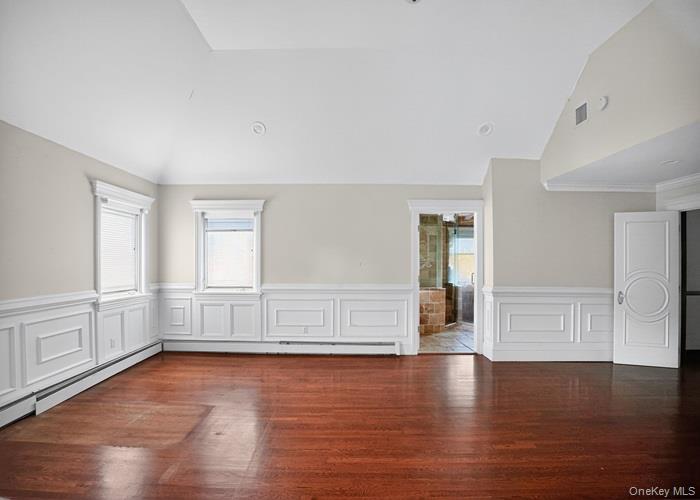 6 Robert Court, Center Moriches, NY 11934