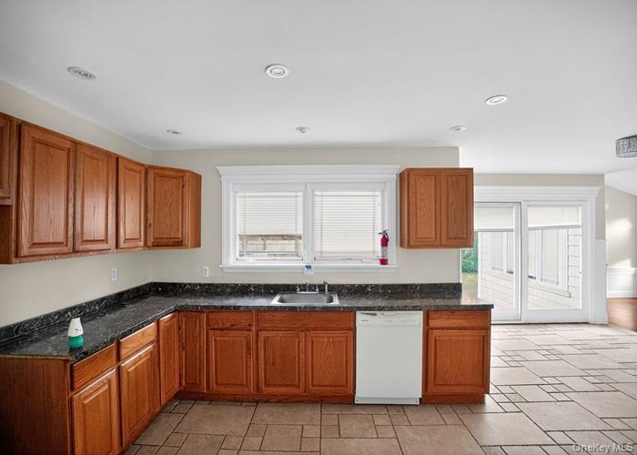 6 Robert Court, Center Moriches, NY 11934