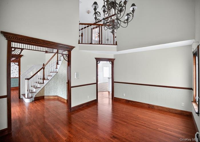 6 Robert Court, Center Moriches, NY 11934