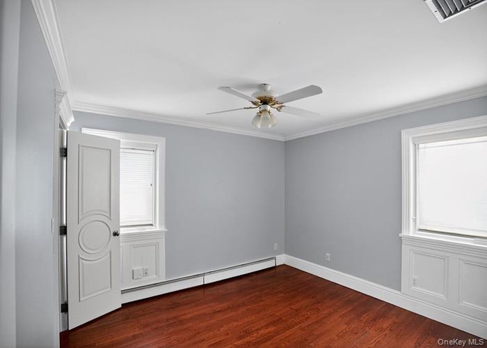 6 Robert Court, Center Moriches, NY 11934