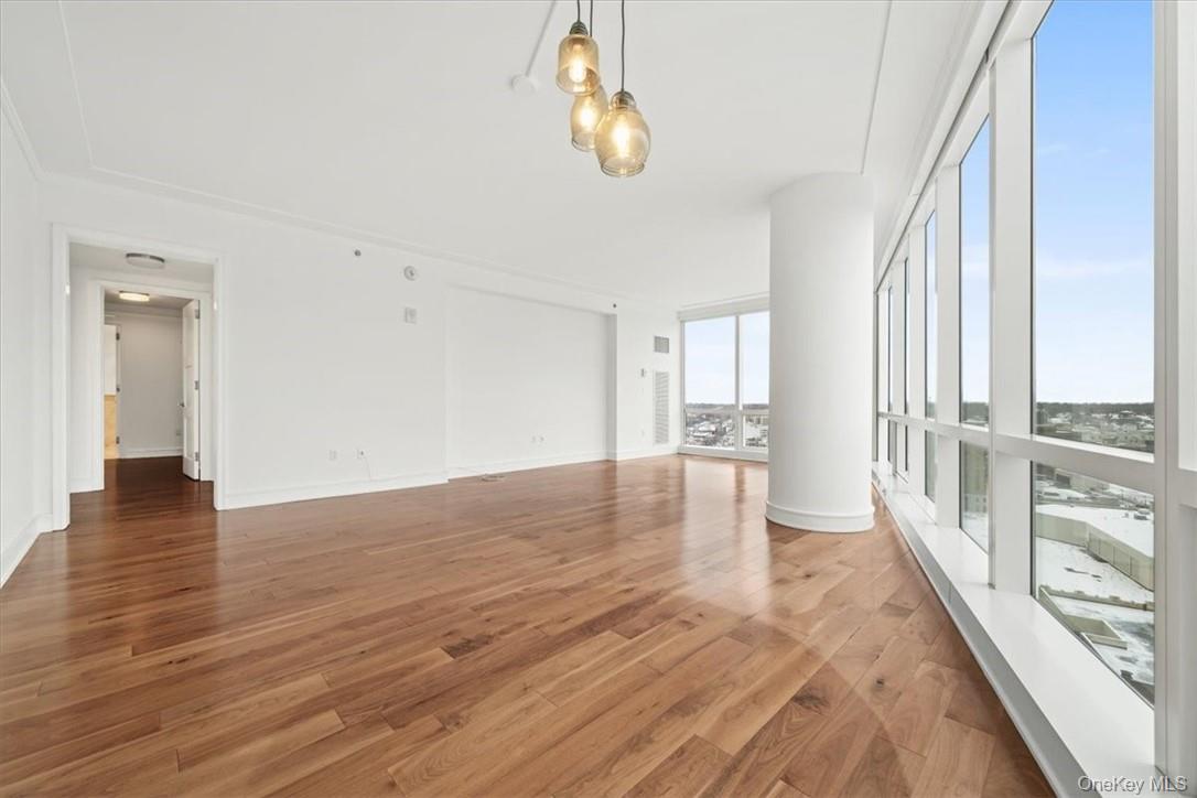 5 Renaissance # 21E, White Plains, NY 10601