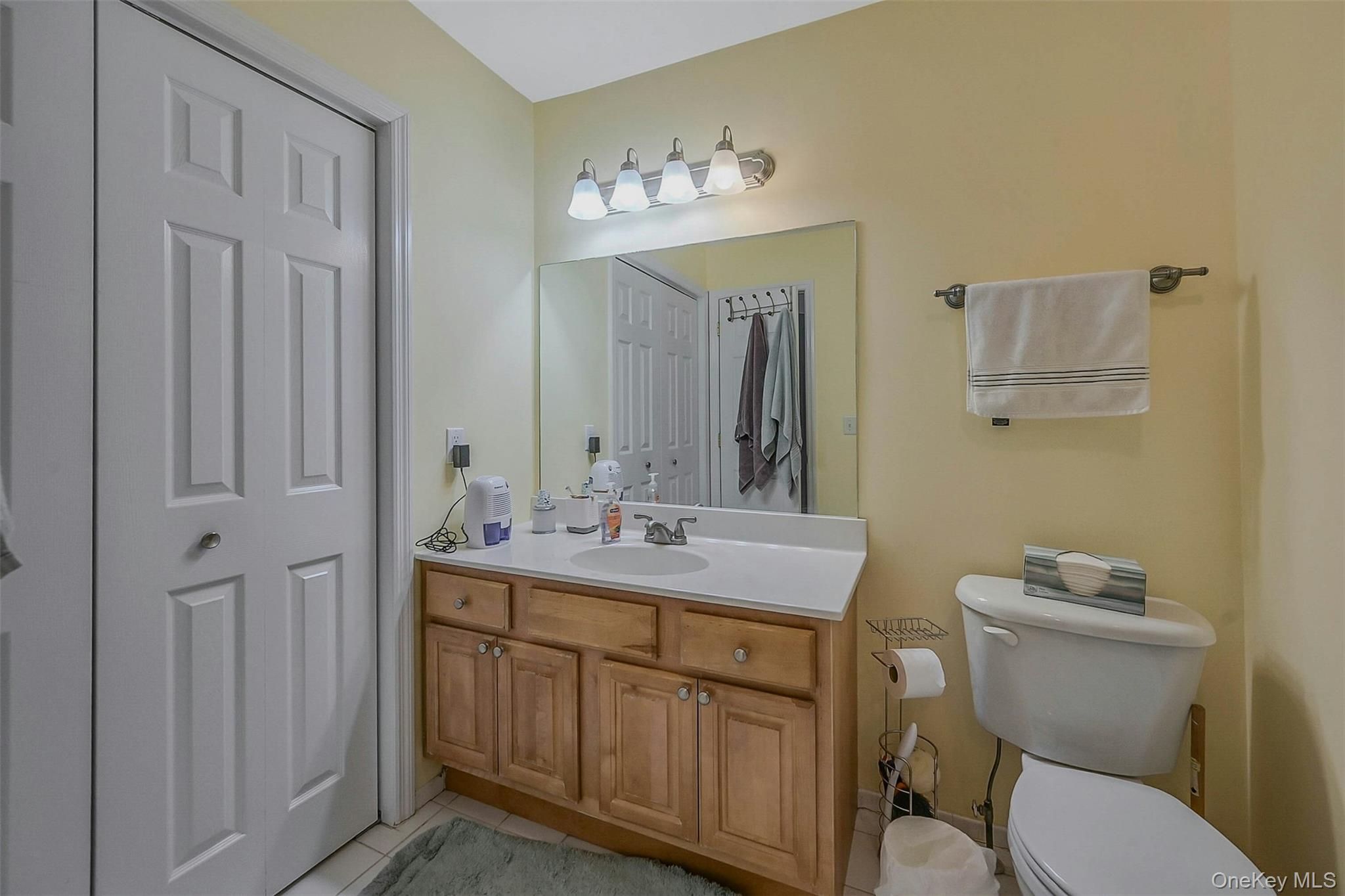 50 Strawberry Commons, Riverhead, NY 11901