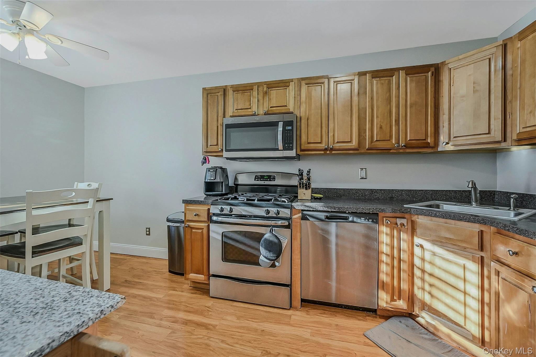 50 Strawberry Commons, Riverhead, NY 11901