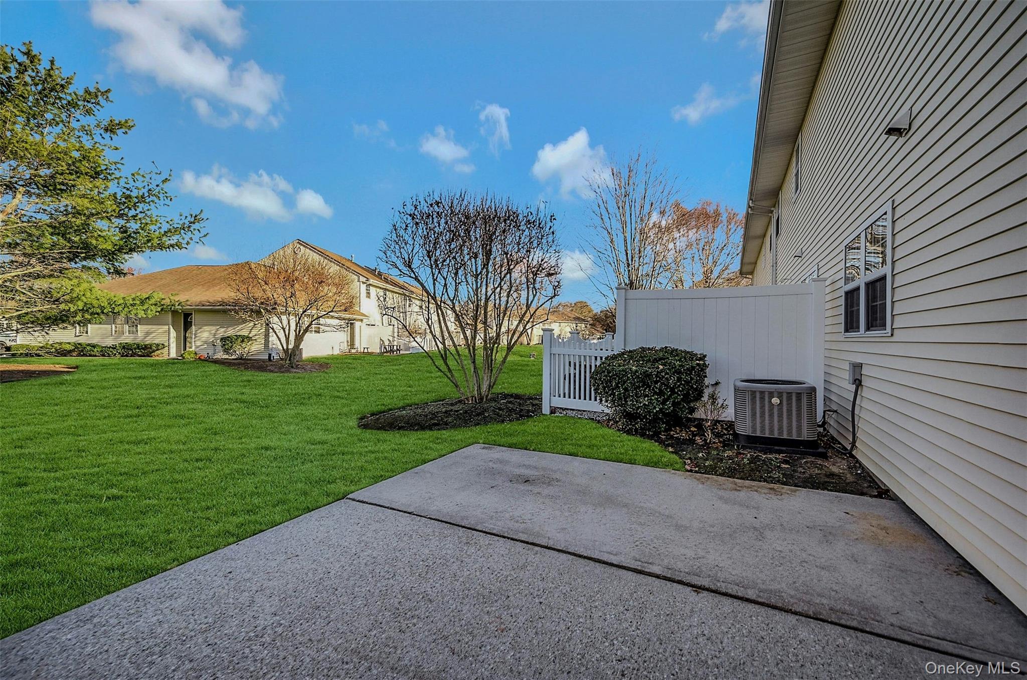 50 Strawberry Commons, Riverhead, NY 11901