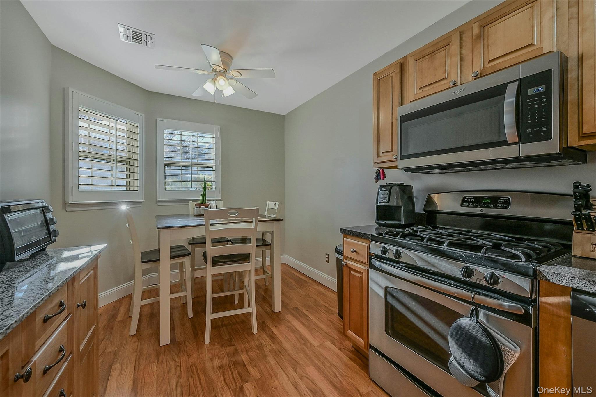 50 Strawberry Commons, Riverhead, NY 11901