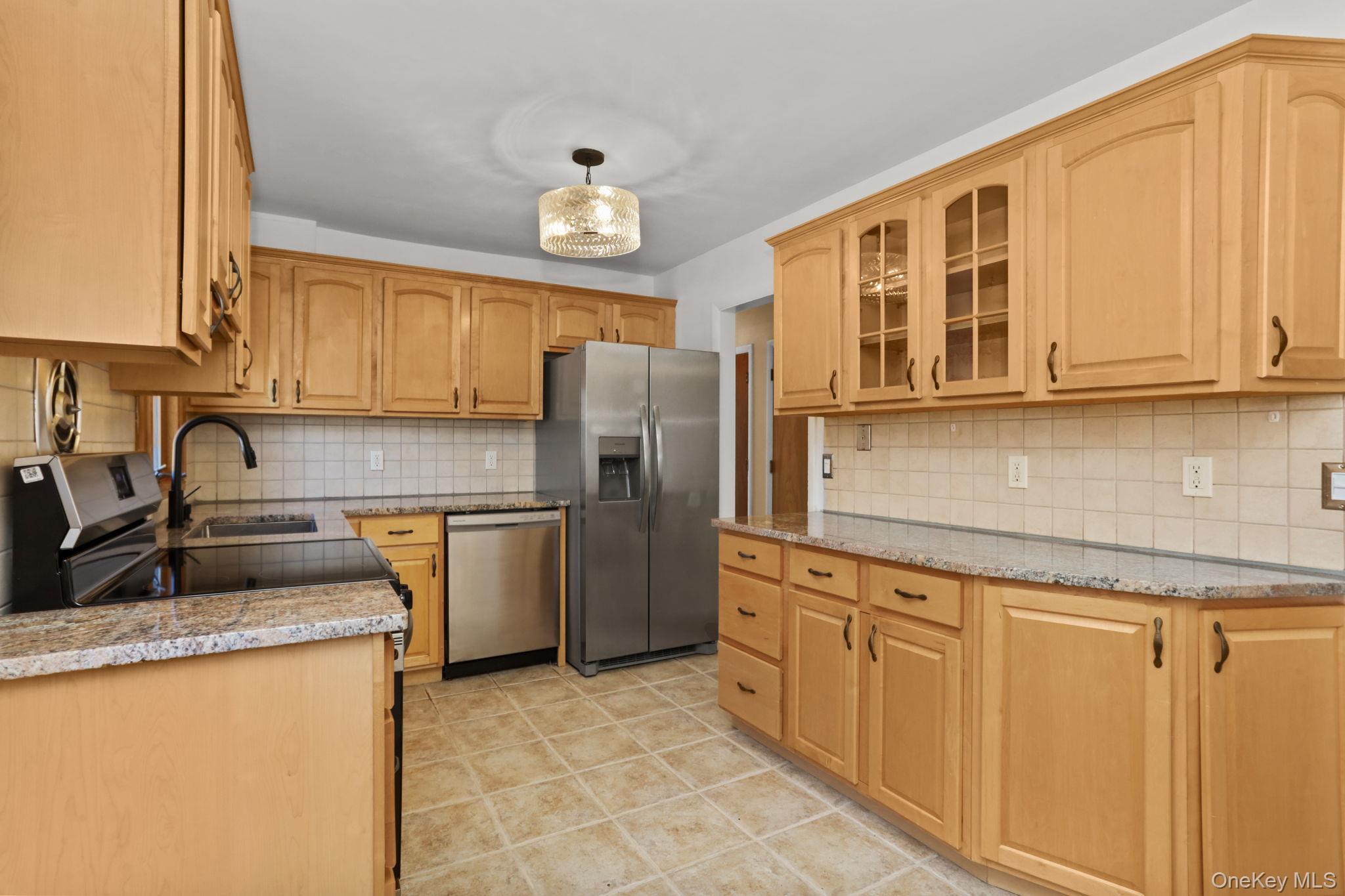 48 Friendly Road, Mahopac, NY 10541