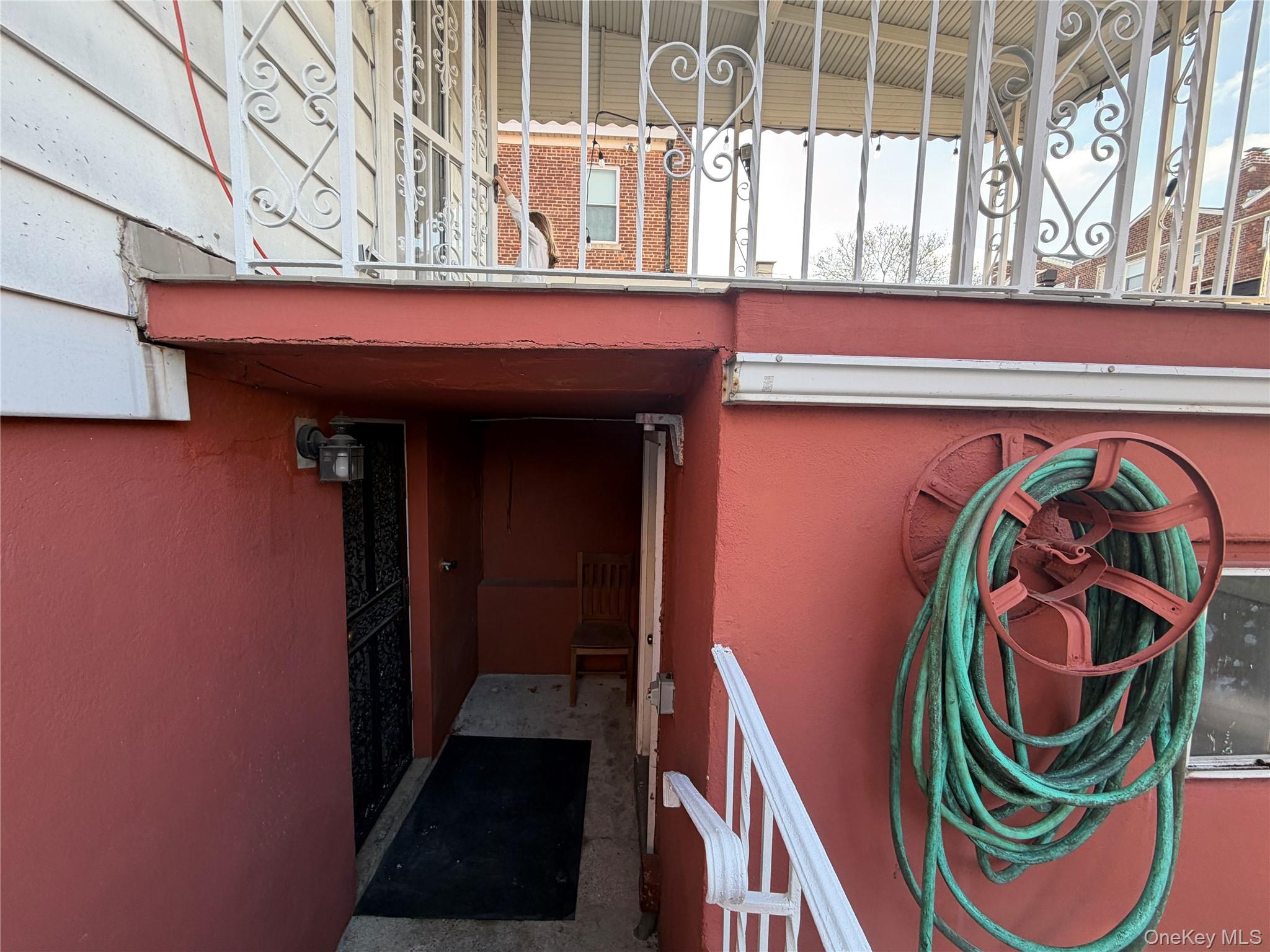 1271 Hobart Avenue, Bronx, NY 10461