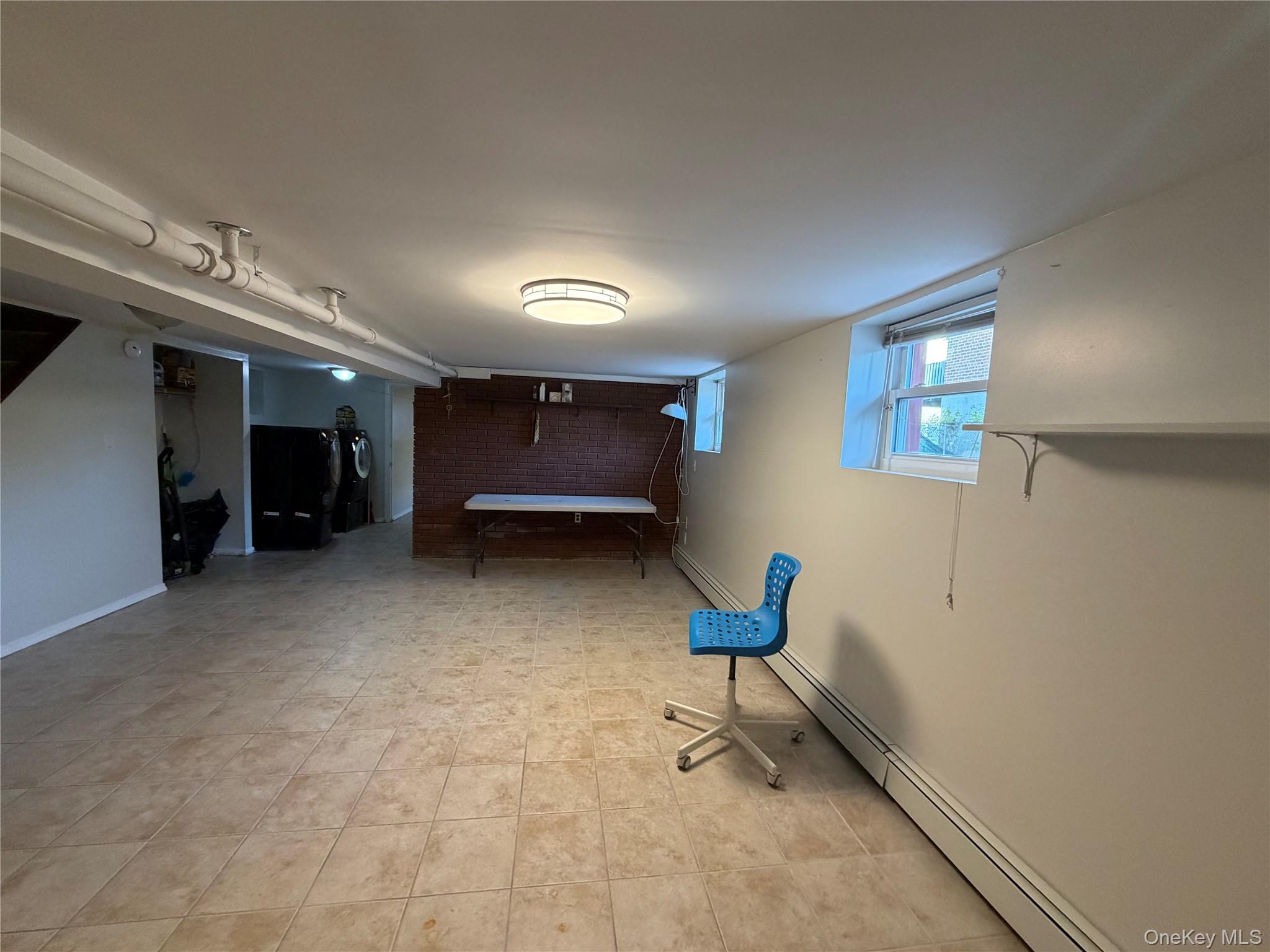 1271 Hobart Avenue, Bronx, NY 10461