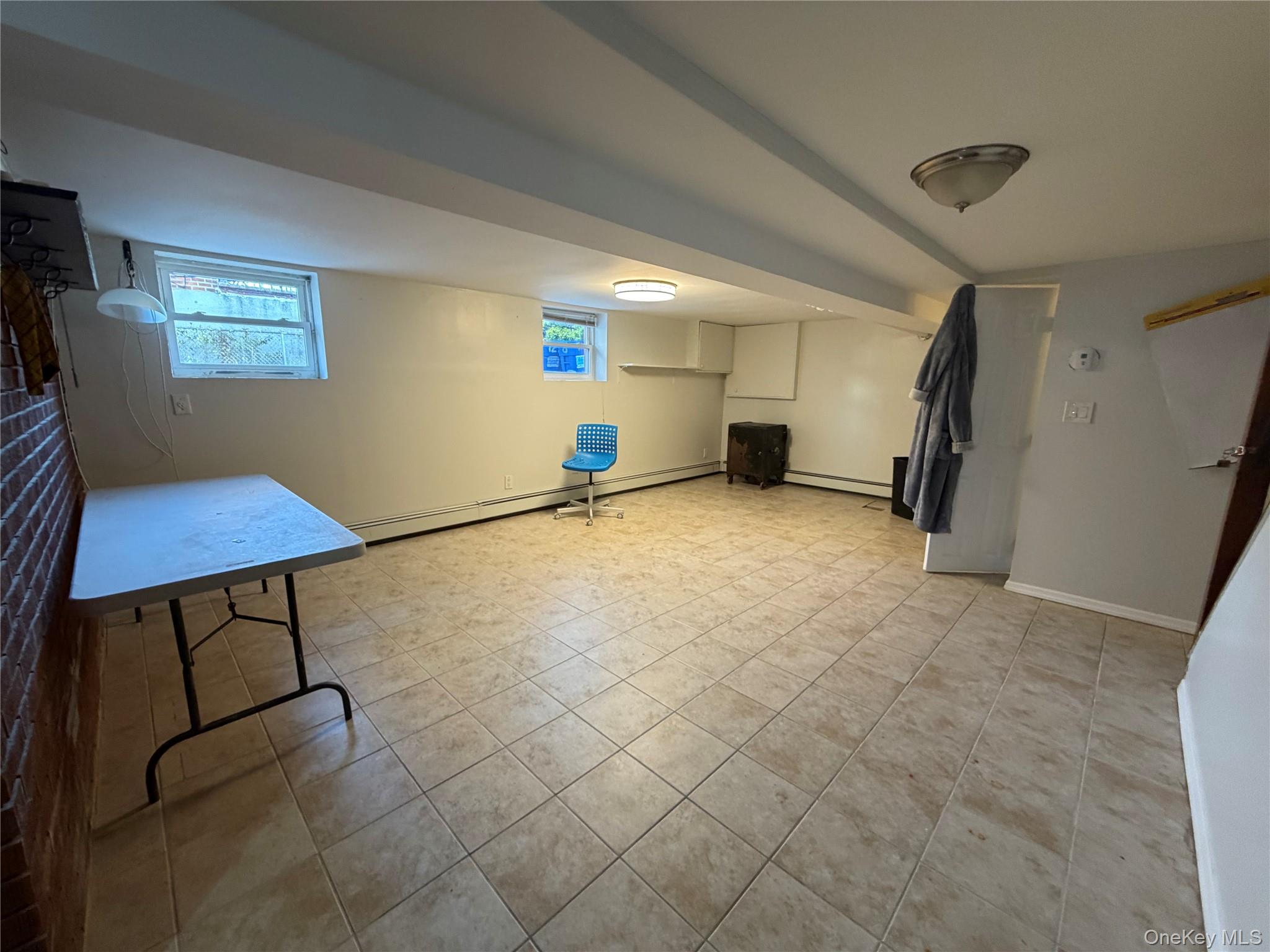 1271 Hobart Avenue, Bronx, NY 10461