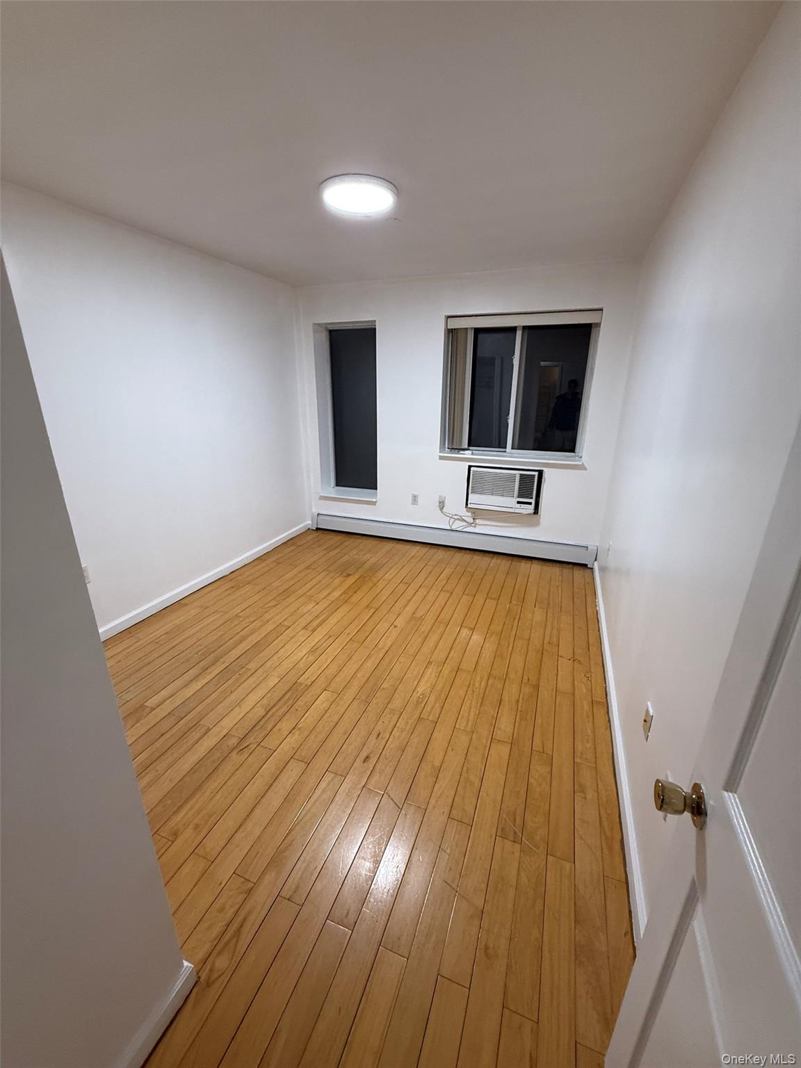 42-11 Parsons Boulevard # 4B, Flushing, NY 11355