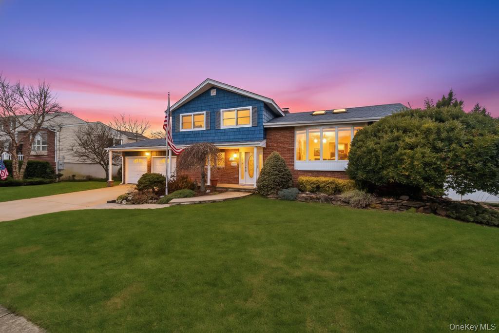 65 Waterview Avenue, Massapequa, NY 11758