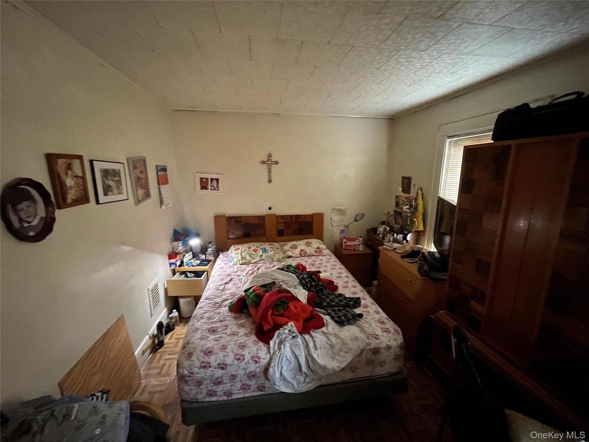 10620 109th Avenue, Ozone Park, NY 11417