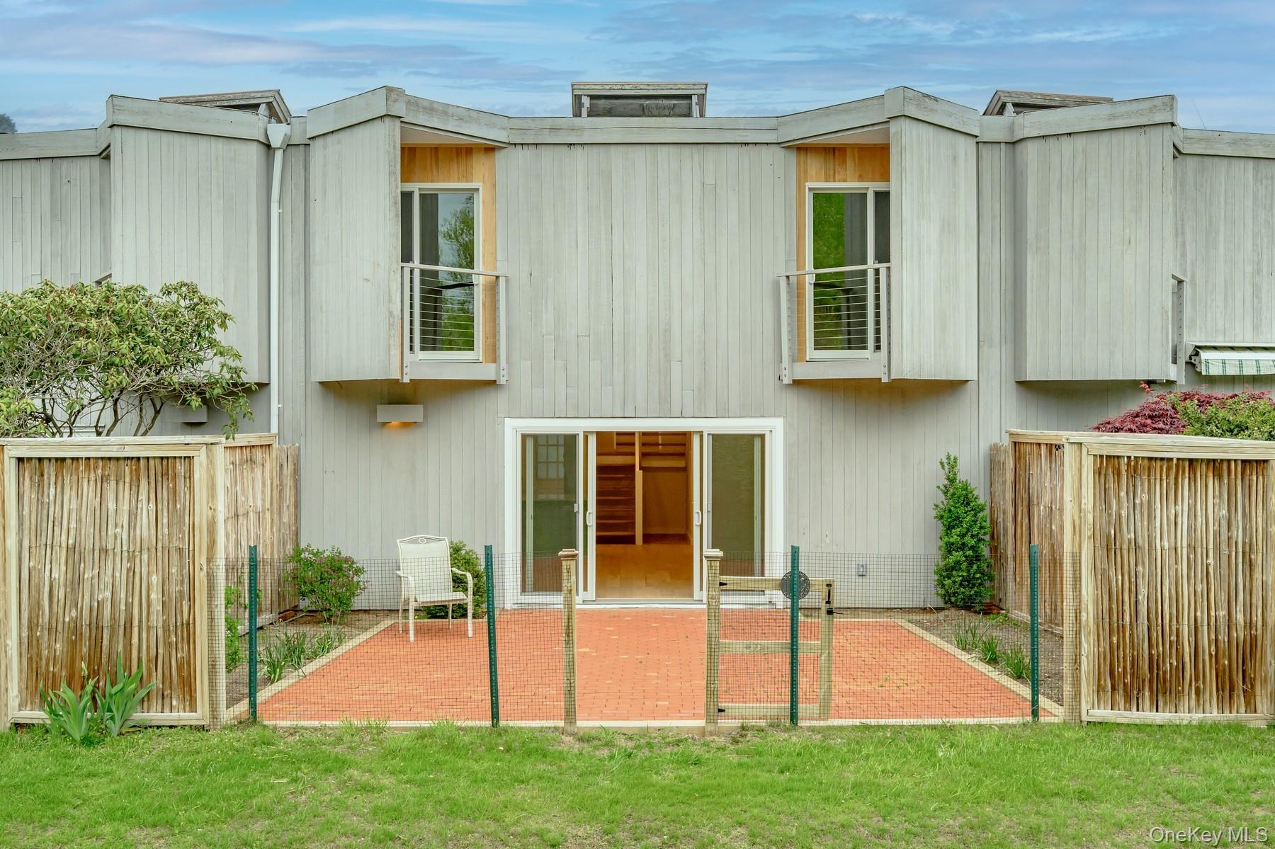 29 Fairway Place # 6, Montauk, NY 11954