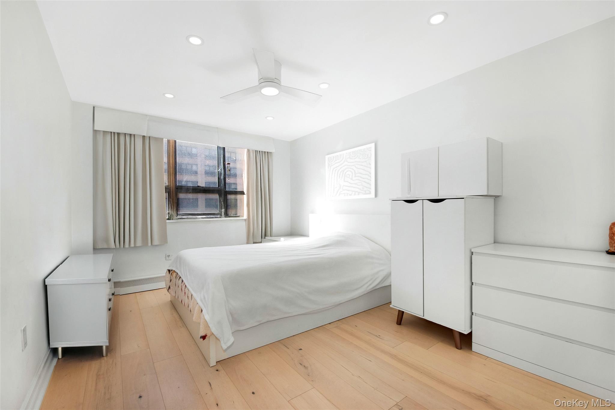 301 Cathedral Parkway # 3M, New York (Manhattan), NY 10026