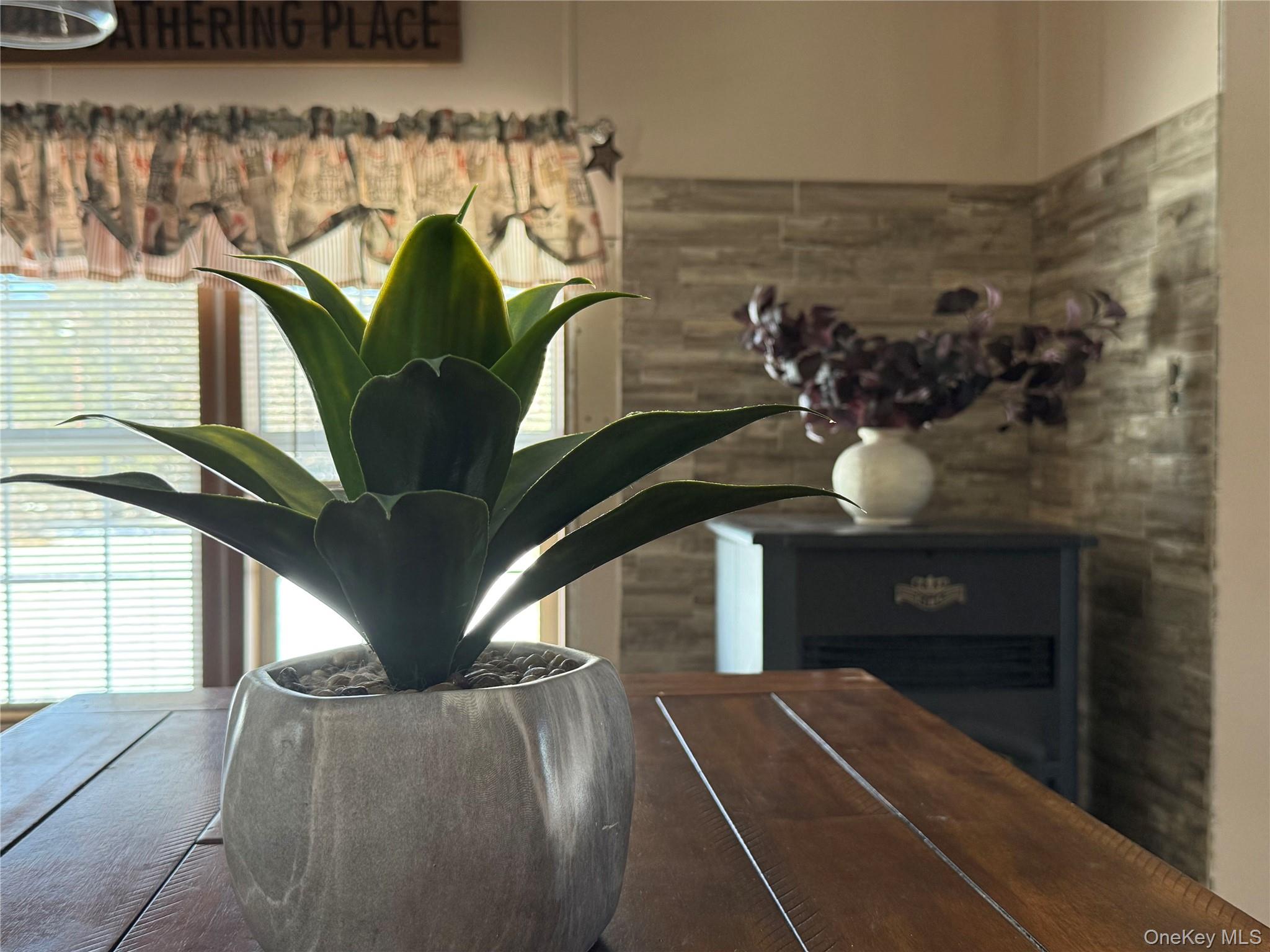 326 Long Lane, Bloomingburg, NY 12721