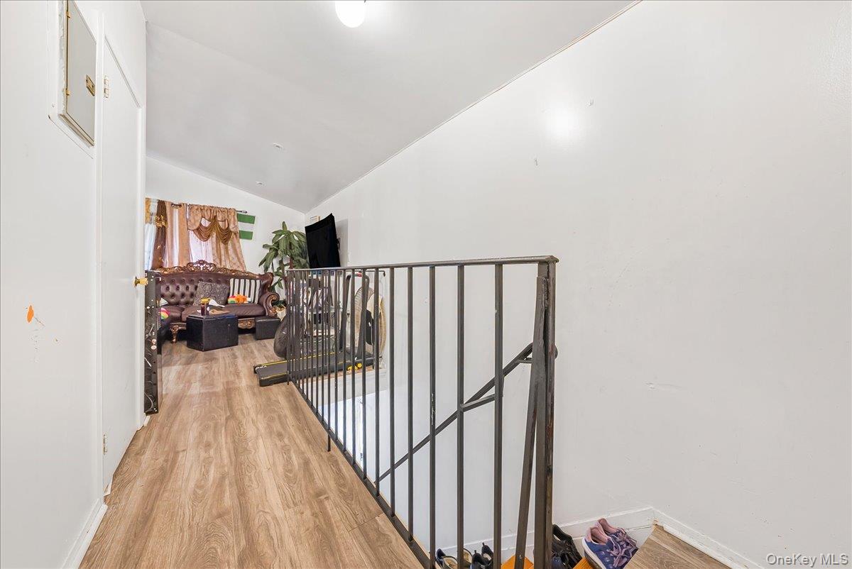 3660 Varian Avenue, Bronx, NY 10466