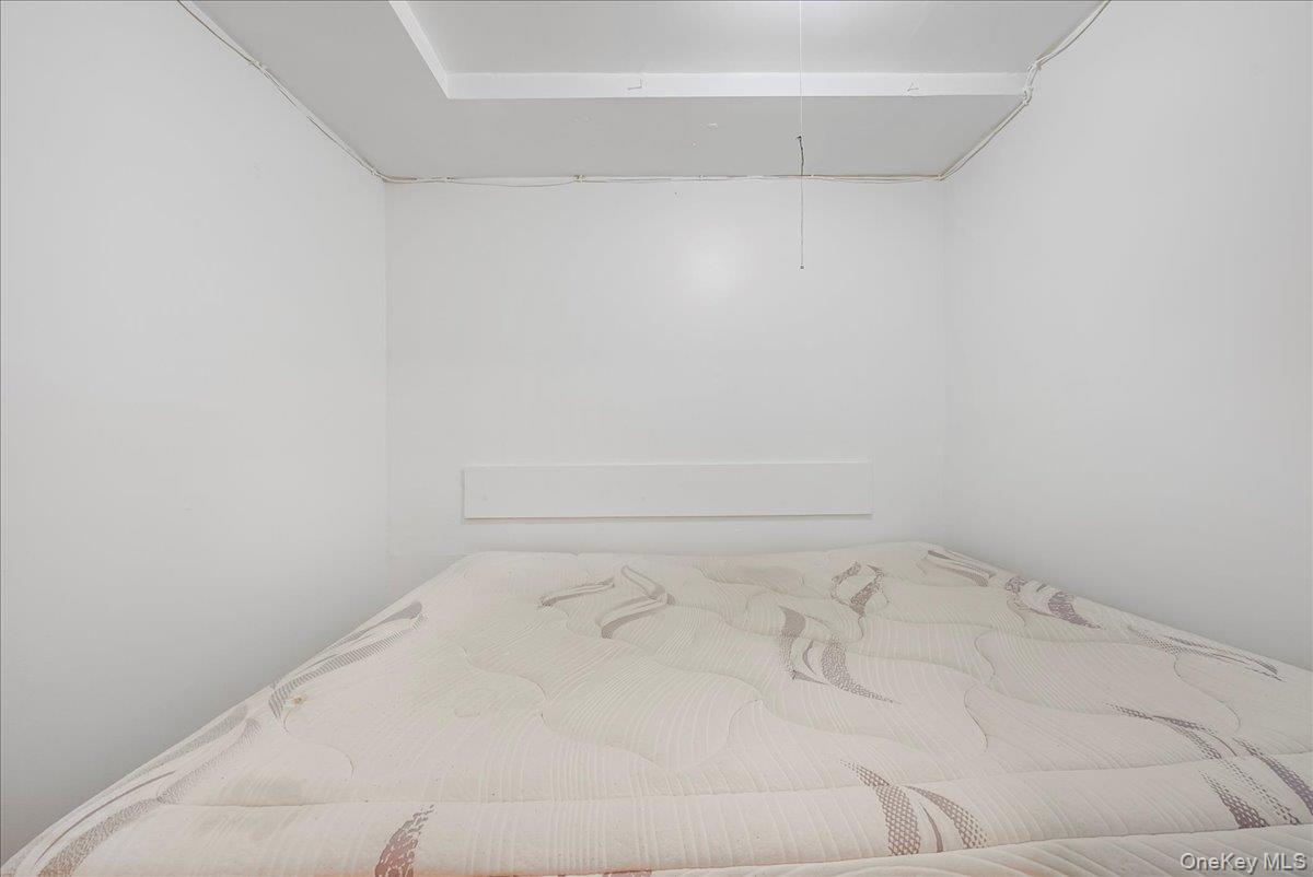 3660 Varian Avenue, Bronx, NY 10466