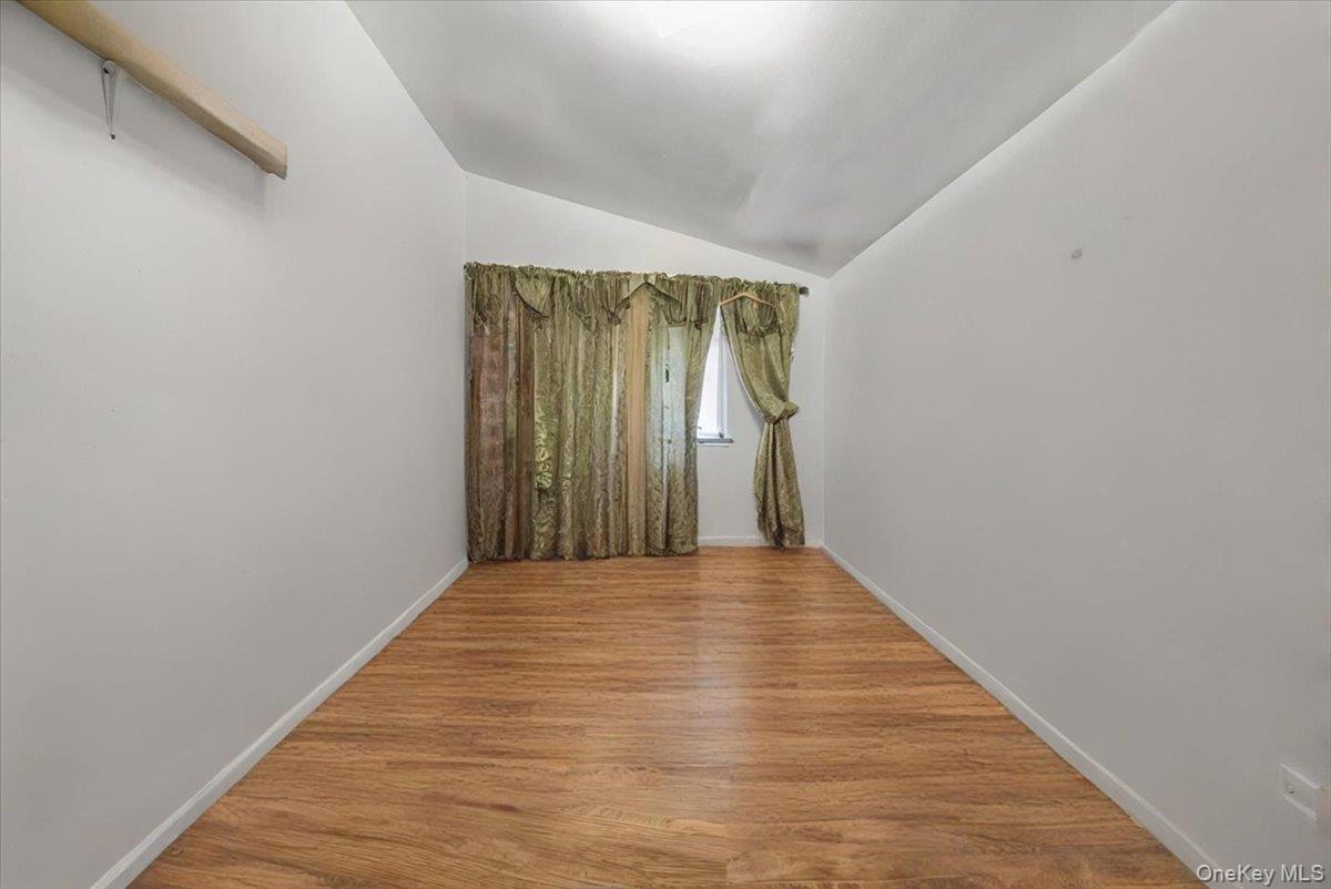 3660 Varian Avenue, Bronx, NY 10466