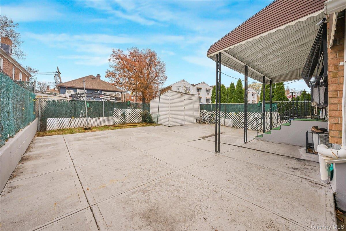 3660 Varian Avenue, Bronx, NY 10466