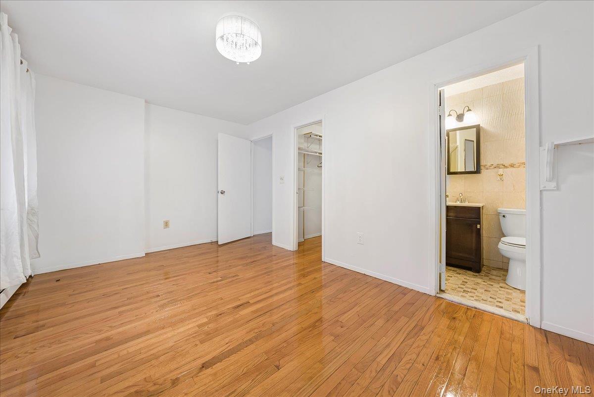 3660 Varian Avenue, Bronx, NY 10466