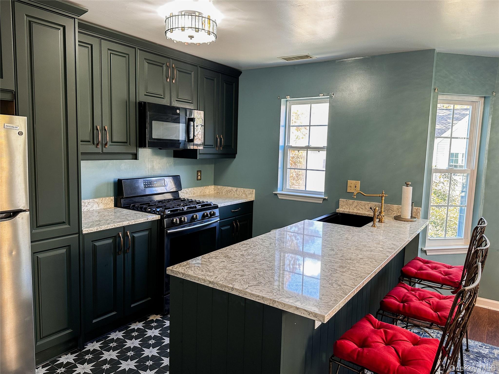 29 Stone Creek Lane, Briarcliff Manor, NY 10510