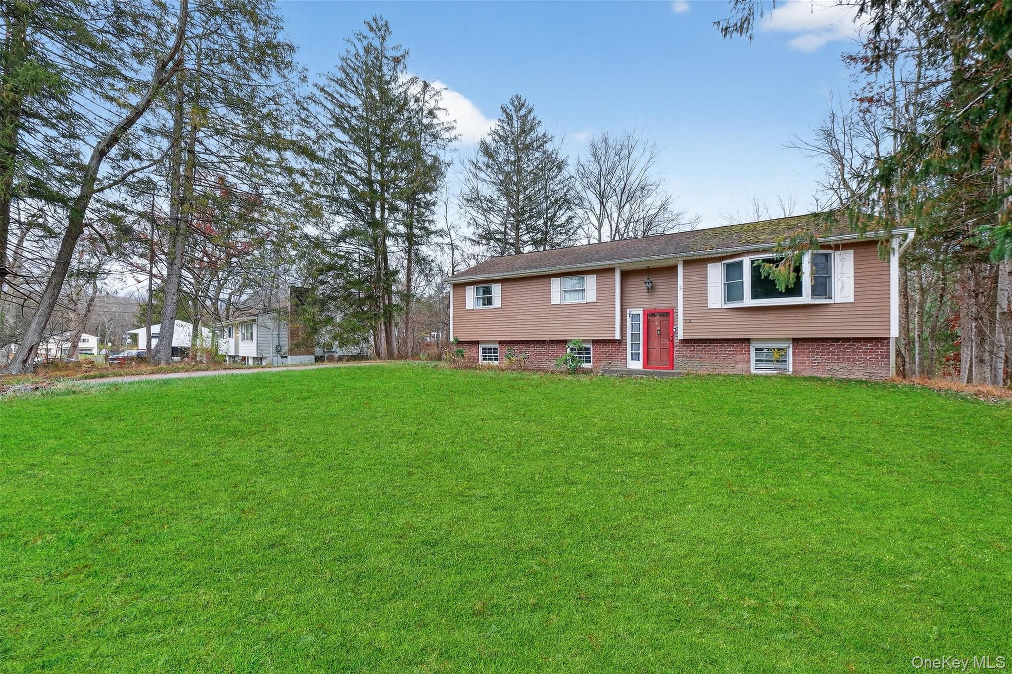 12 Robert Drive, Hyde Park, NY 12538