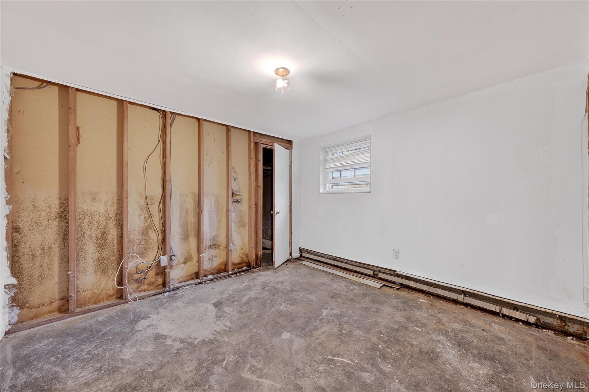 12 Robert Drive, Hyde Park, NY 12538