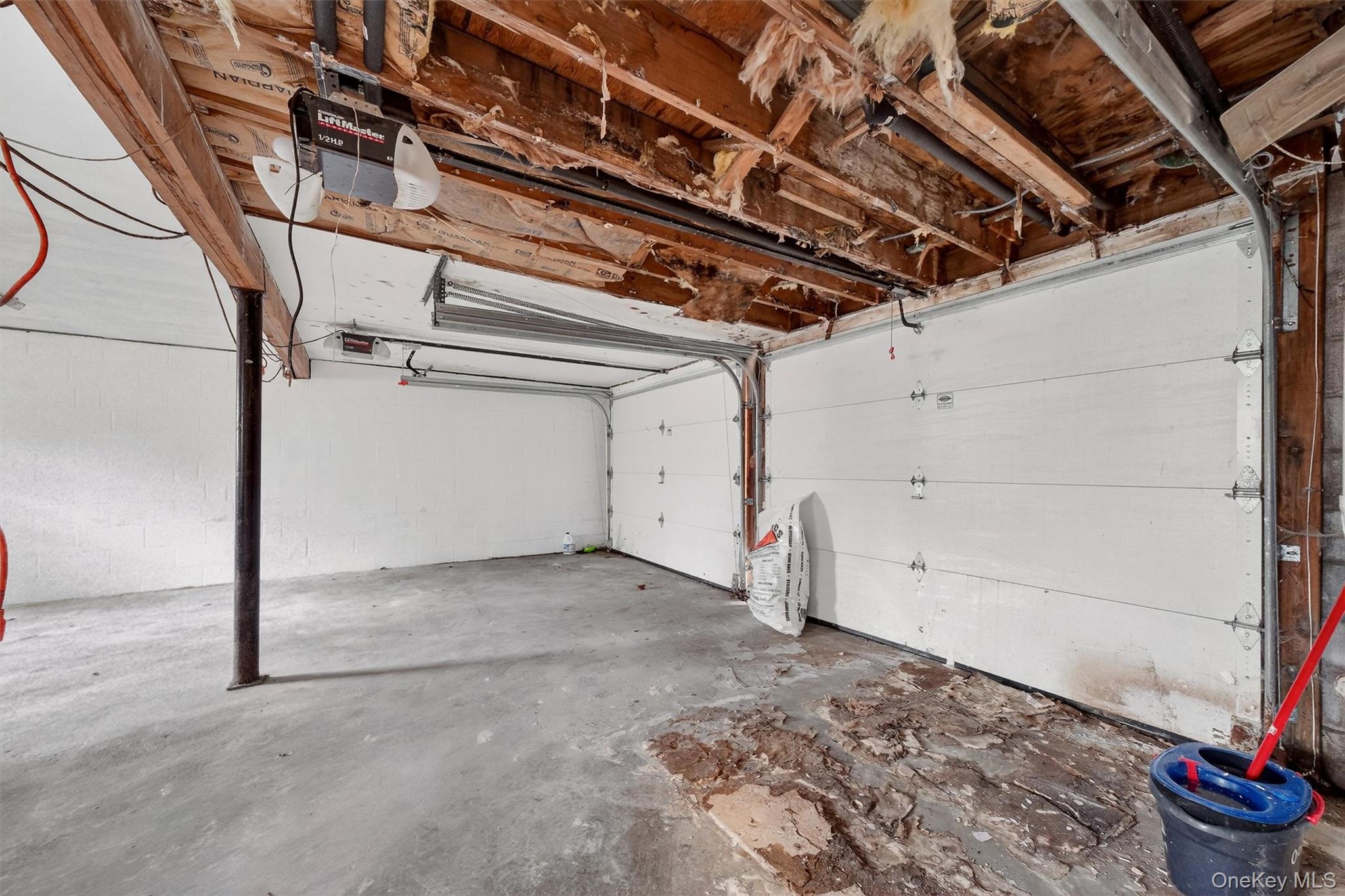 12 Robert Drive, Hyde Park, NY 12538