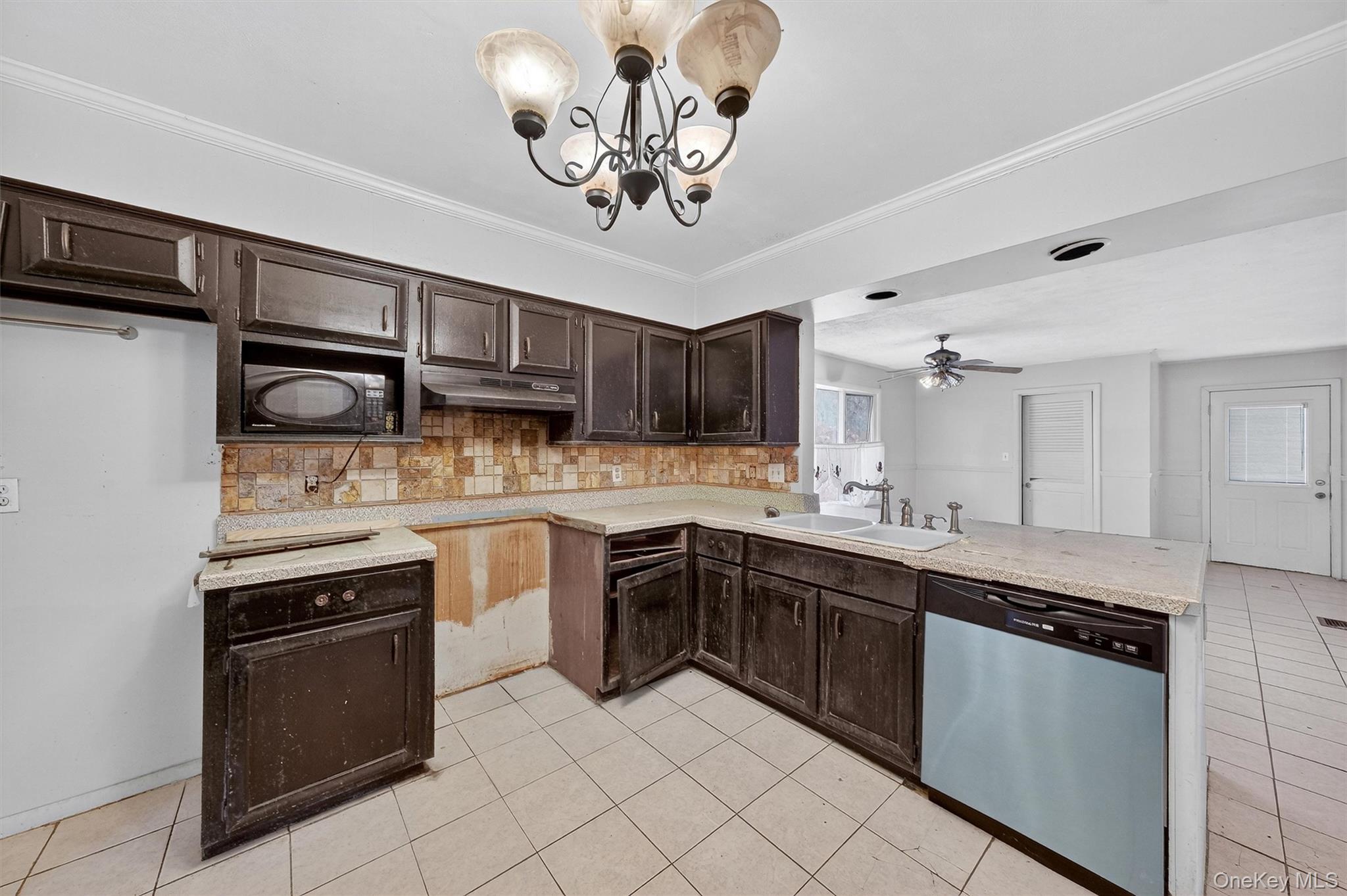 12 Robert Drive, Hyde Park, NY 12538