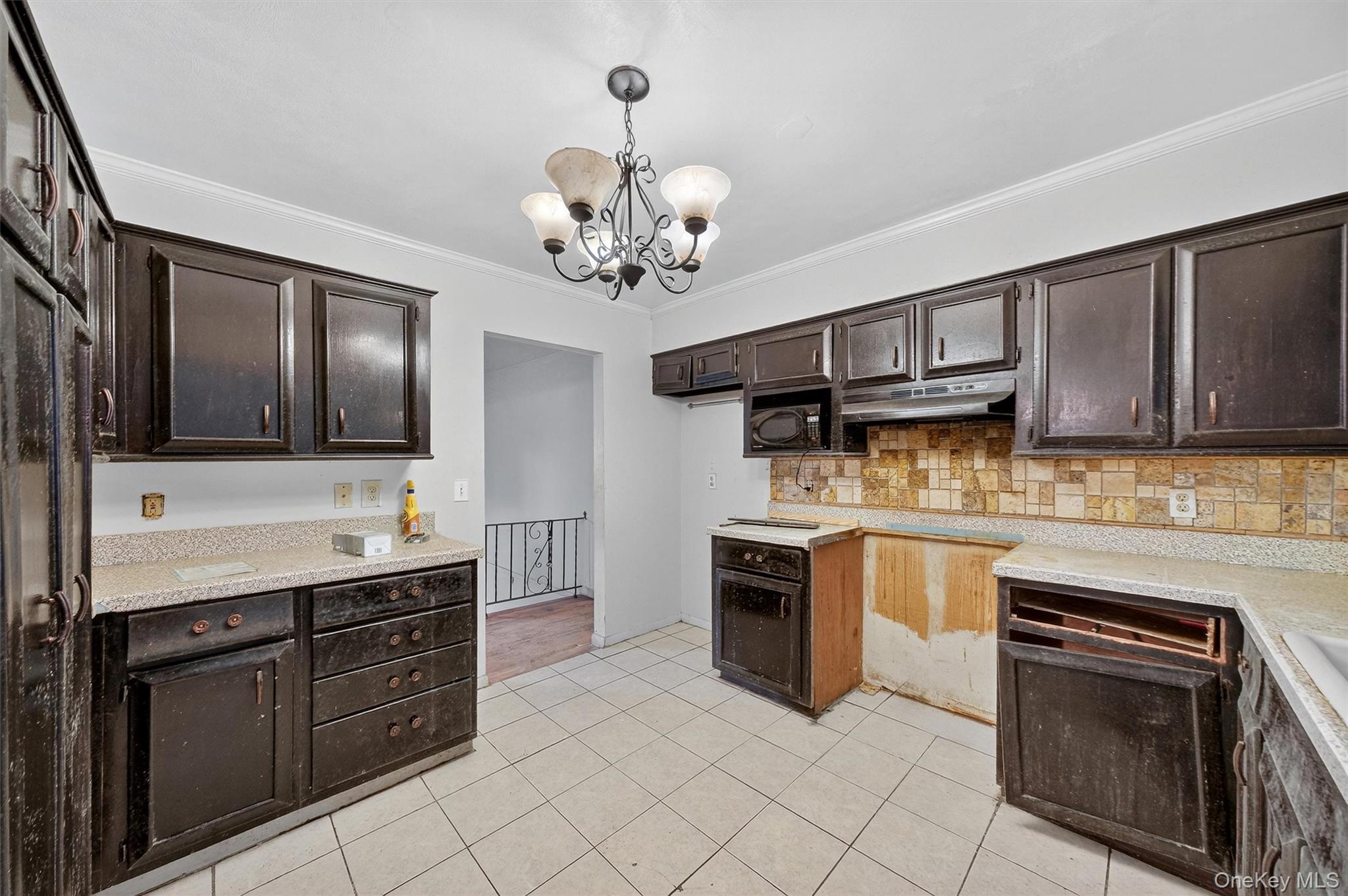 12 Robert Drive, Hyde Park, NY 12538