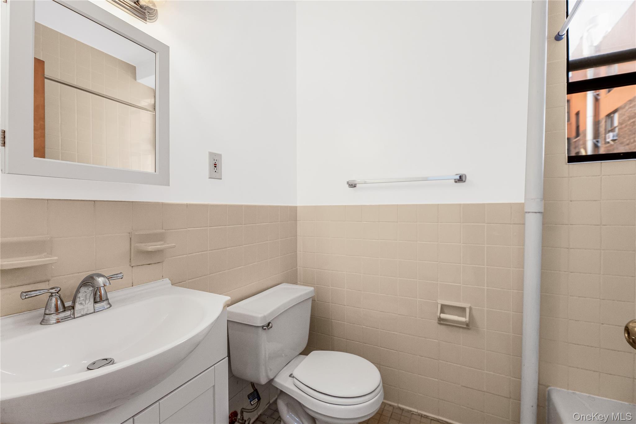 1608 Amsterdam Avenue # 4B, New York (Manhattan), NY 10031