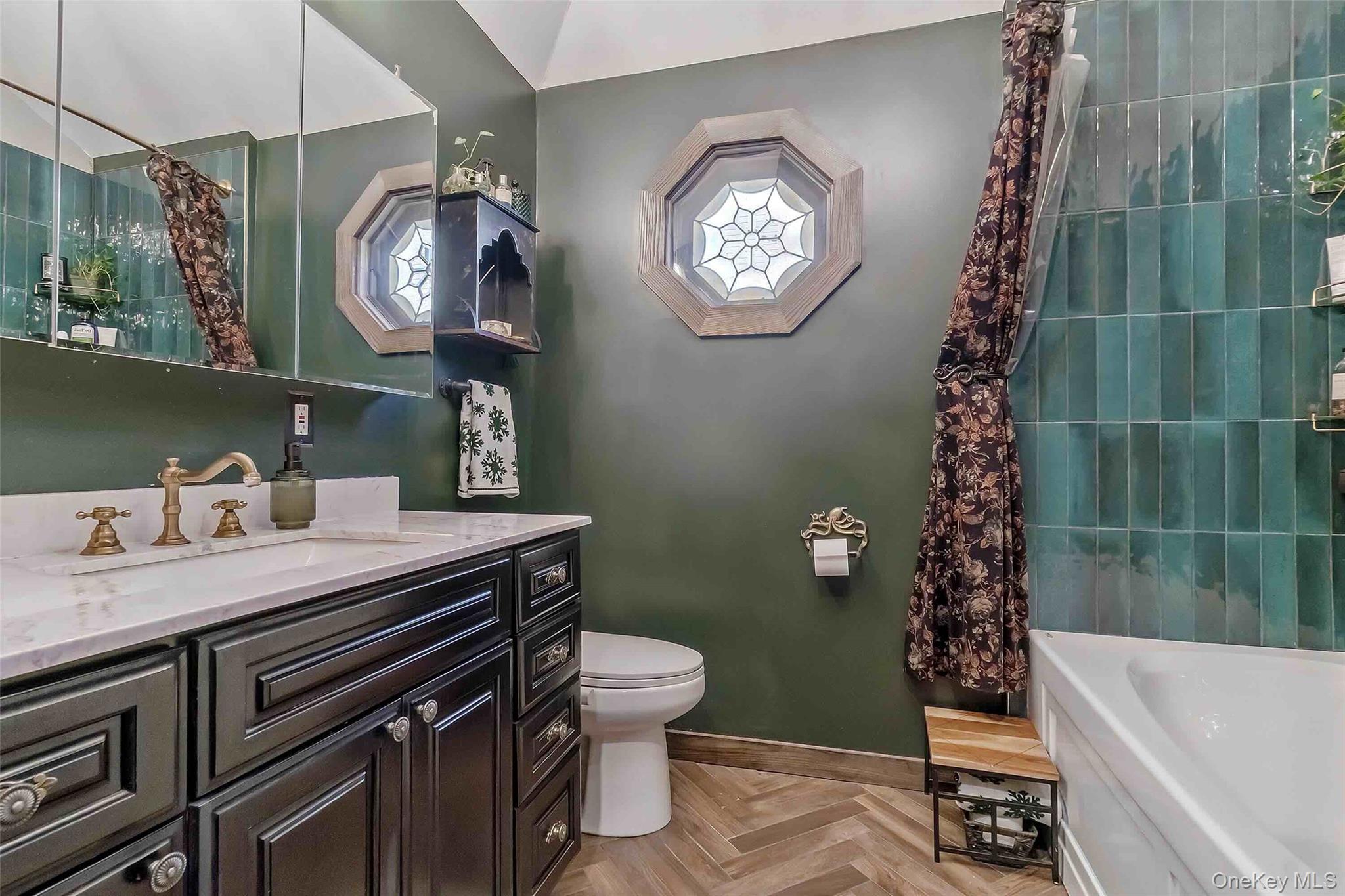 27 W 11th Road, Broad Channel, NY 11693