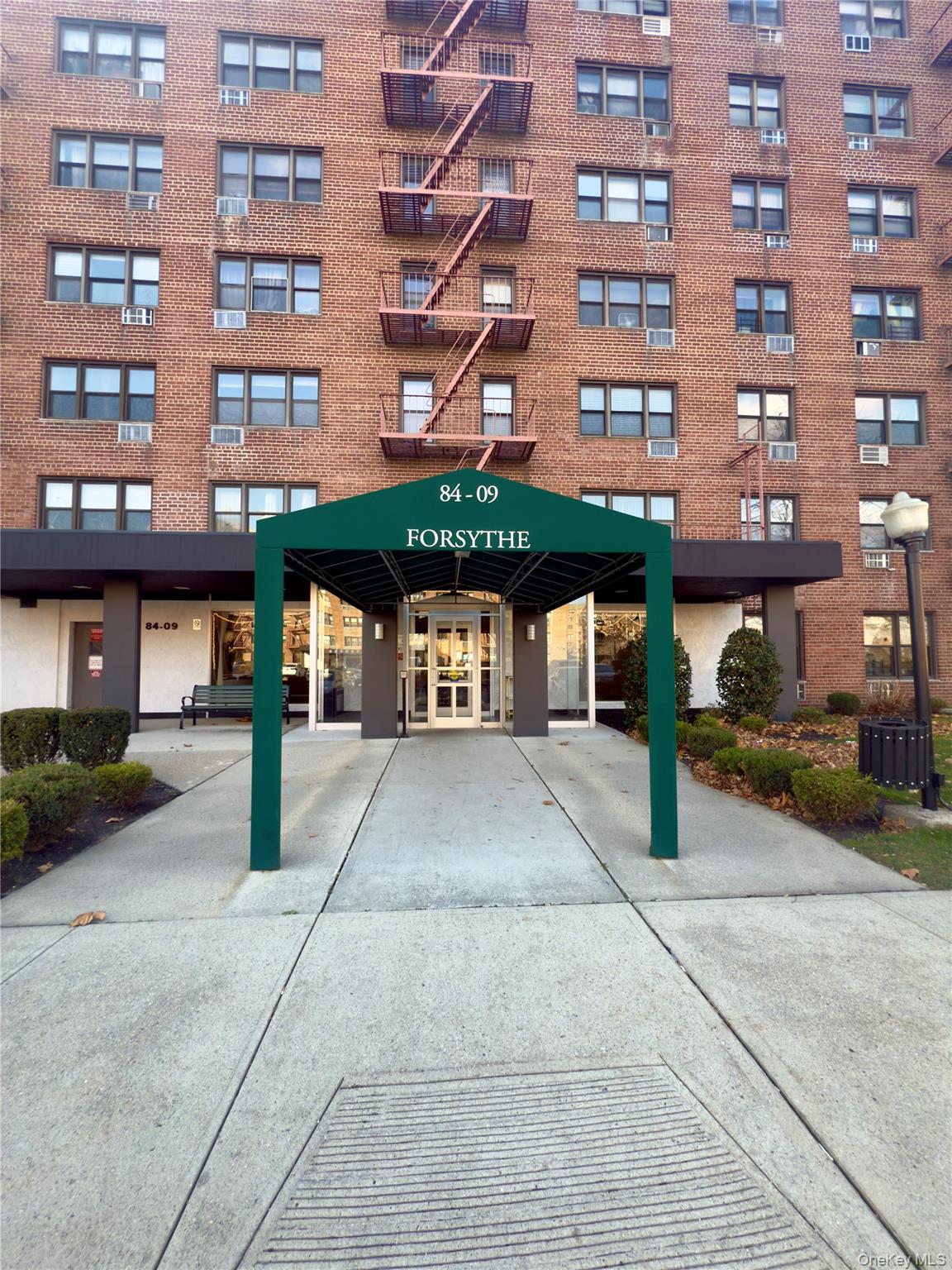 84-09 155th Avenue # 2H, Howard Beach, NY 11414