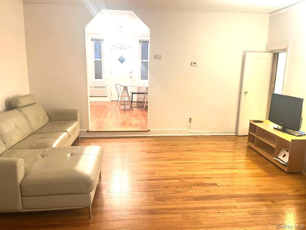 1945 Paulding Avenue, Bronx, NY 10462