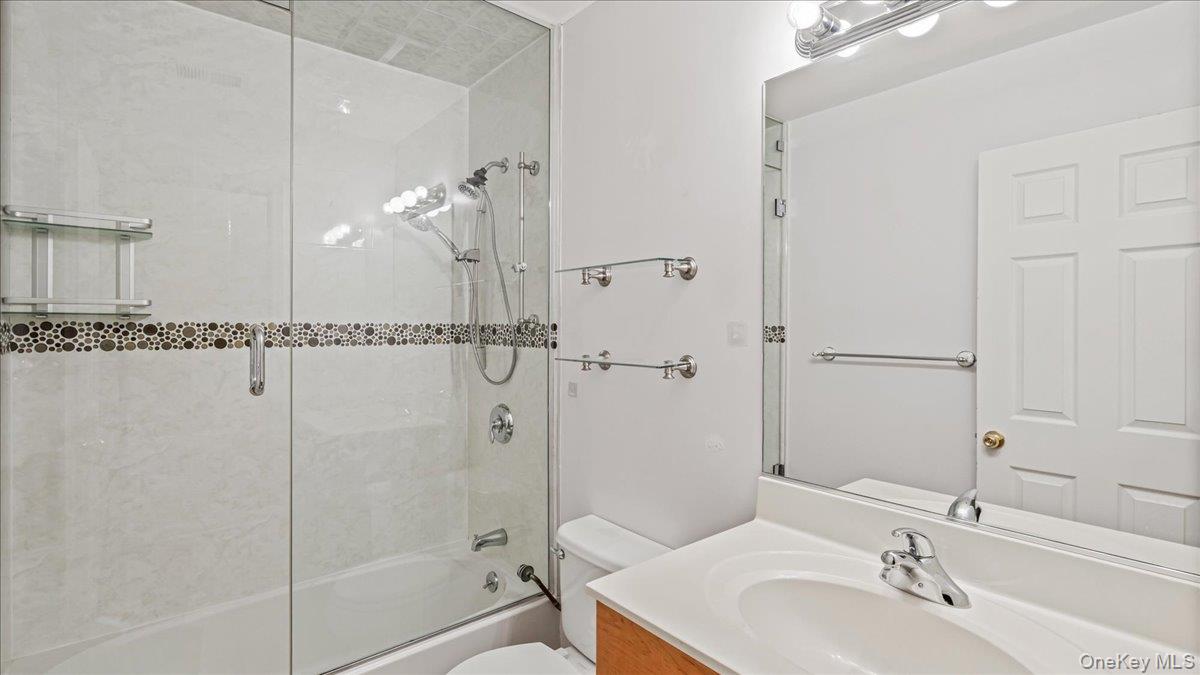 122-04 Powell Cove Boulevard # C, College Point, NY 11356