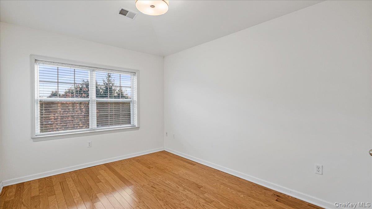 122-04 Powell Cove Boulevard # C, College Point, NY 11356